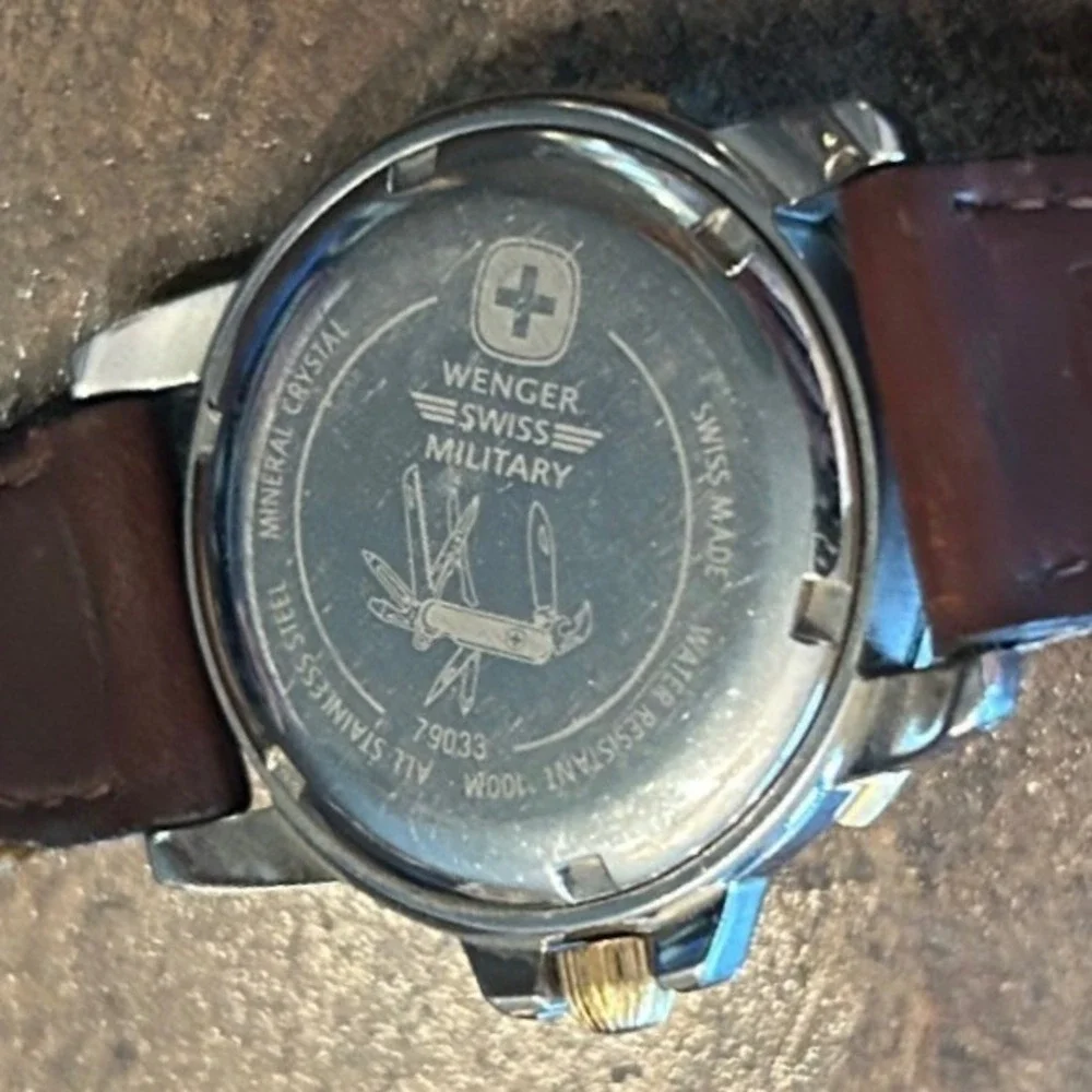 Vintage 90s Wenger Swiss Military Watch 38mm Two-Tone Field Date Outdoor Rugged